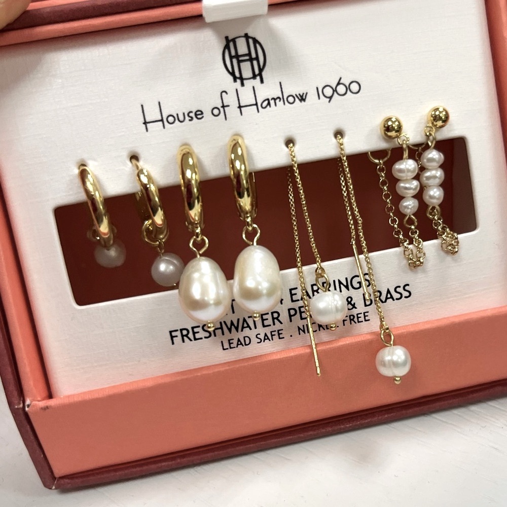NWT ⚜️🤍⚜️ House of Harlow 1960 Gorgeous Freshwater pearls Earring Set - Picture 8 of 10